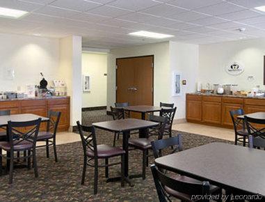 Hotel Super 8 By Wyndham Ks 2*