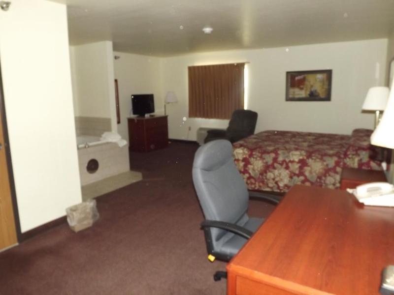 Hotel Super 8 By Wyndham Ks 2*